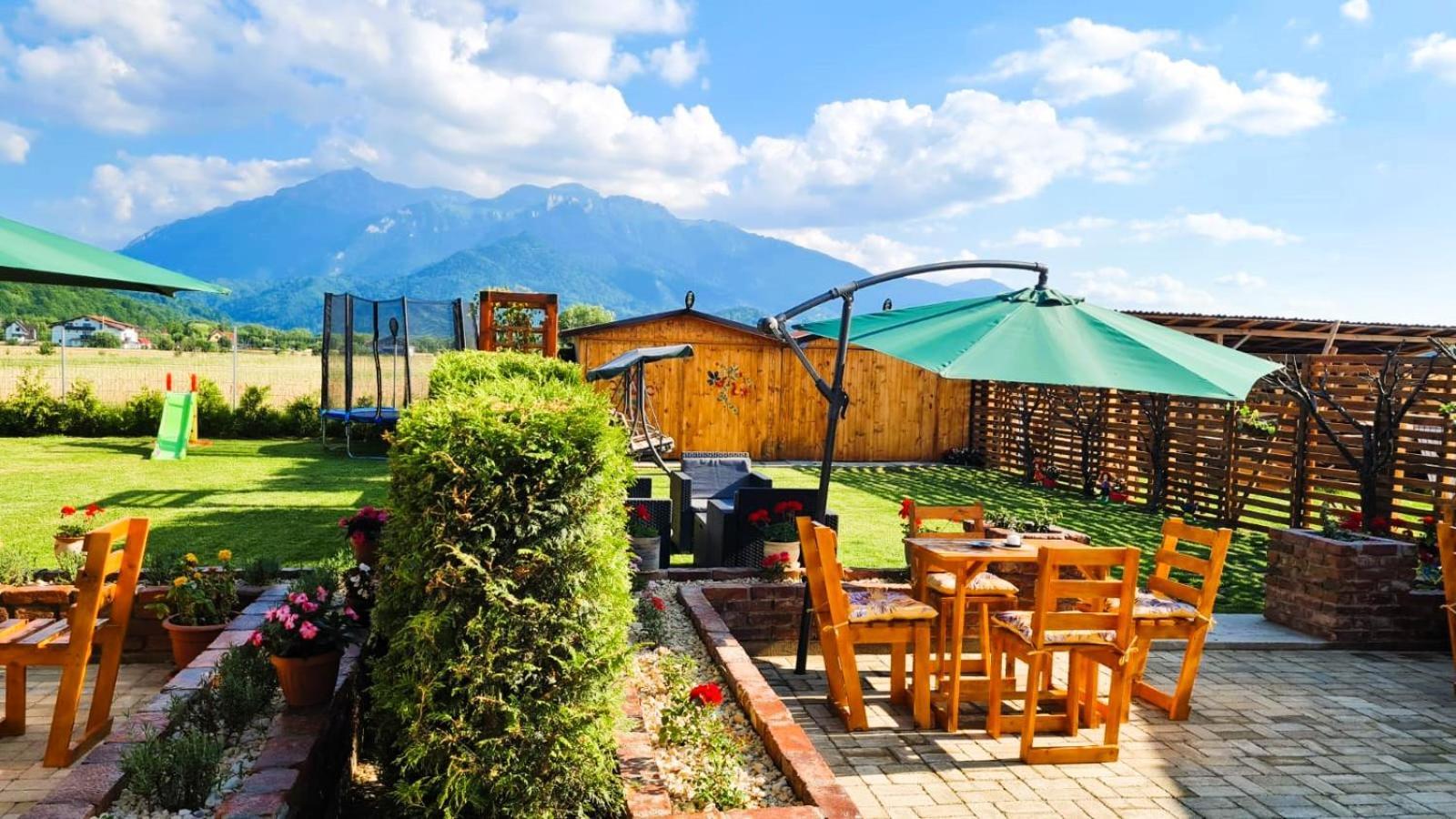 Villa Casa De Lemn Rîşnov Exterior foto